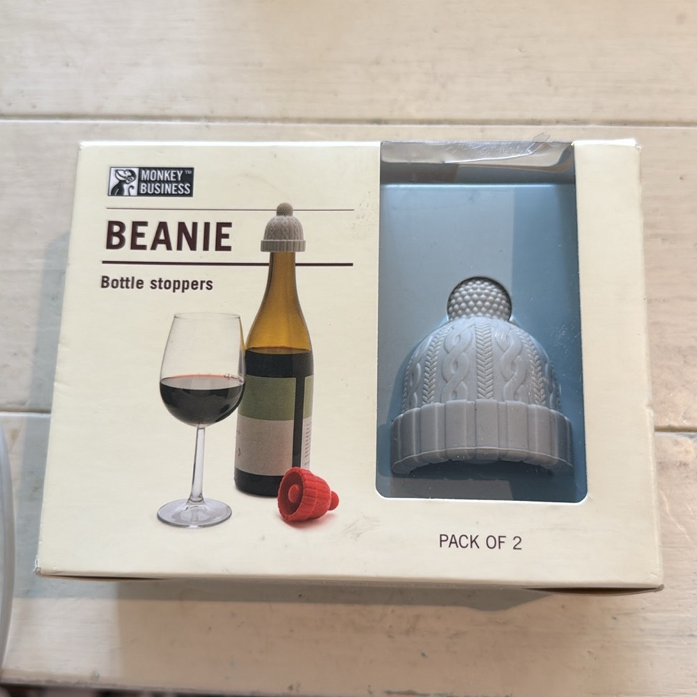 Monkey Business 1 Gray Beanie Bottle Stopper Wine Lover